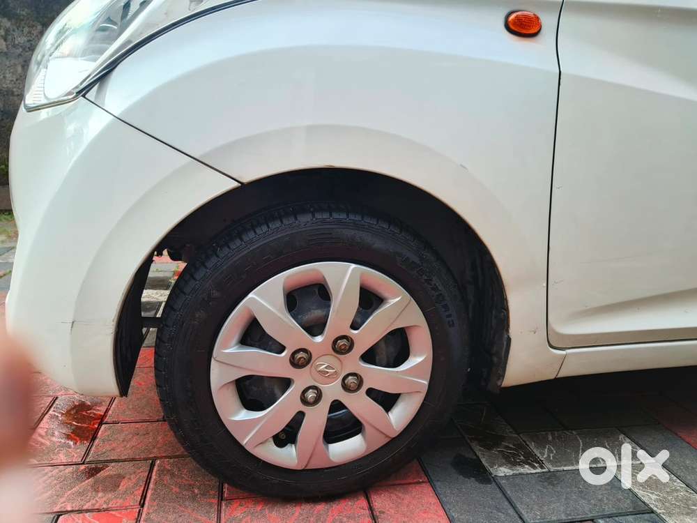 Hyundai Eon 1.0 Magna Plus 2015