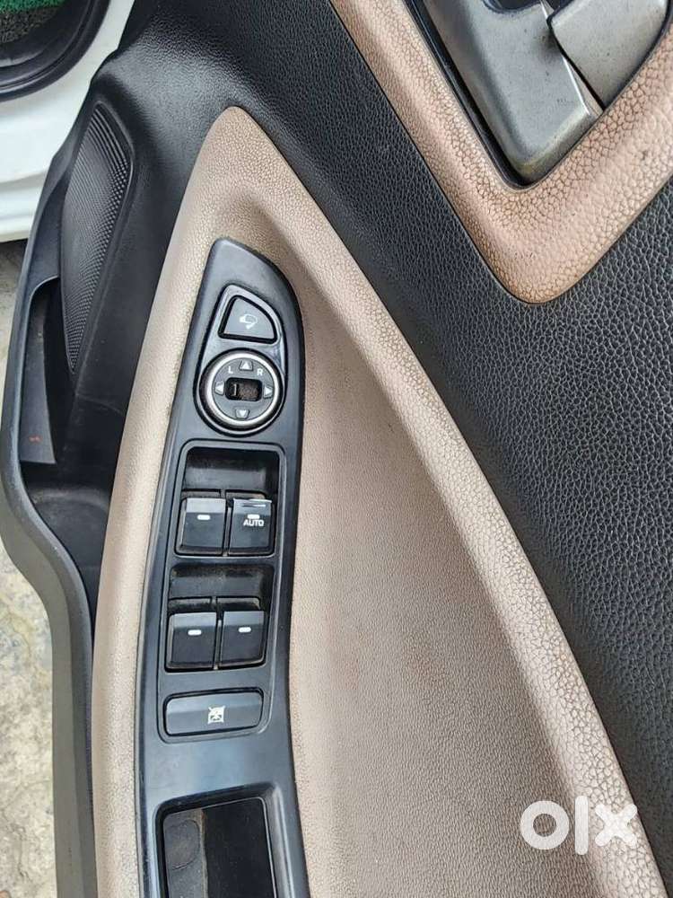 Hyundai I20 Petrol Asta Option, 2016, Petrol