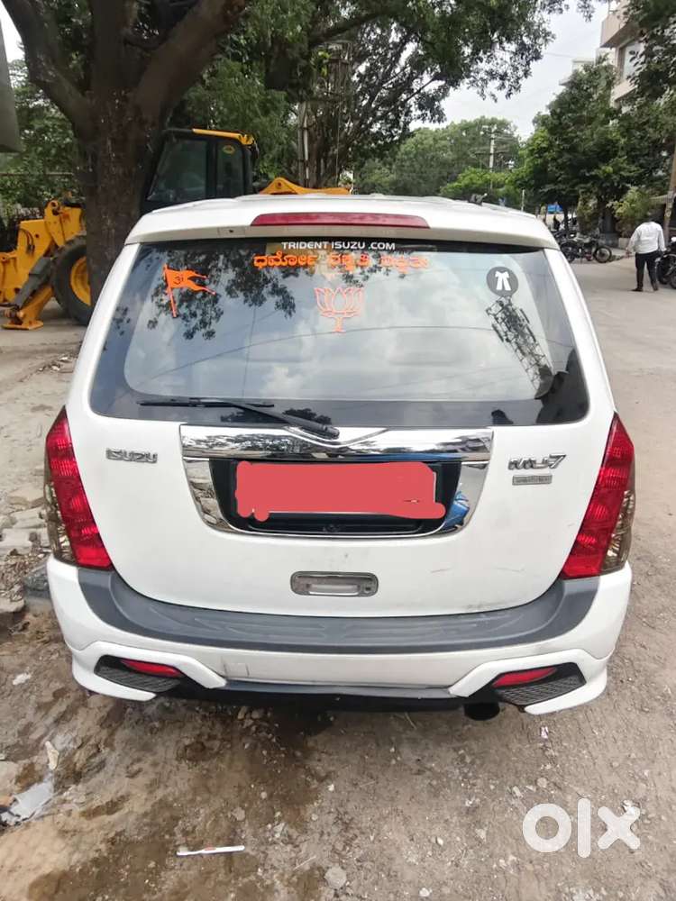 Isuzu Mu7 2015 Diesel 110000 Km Driven