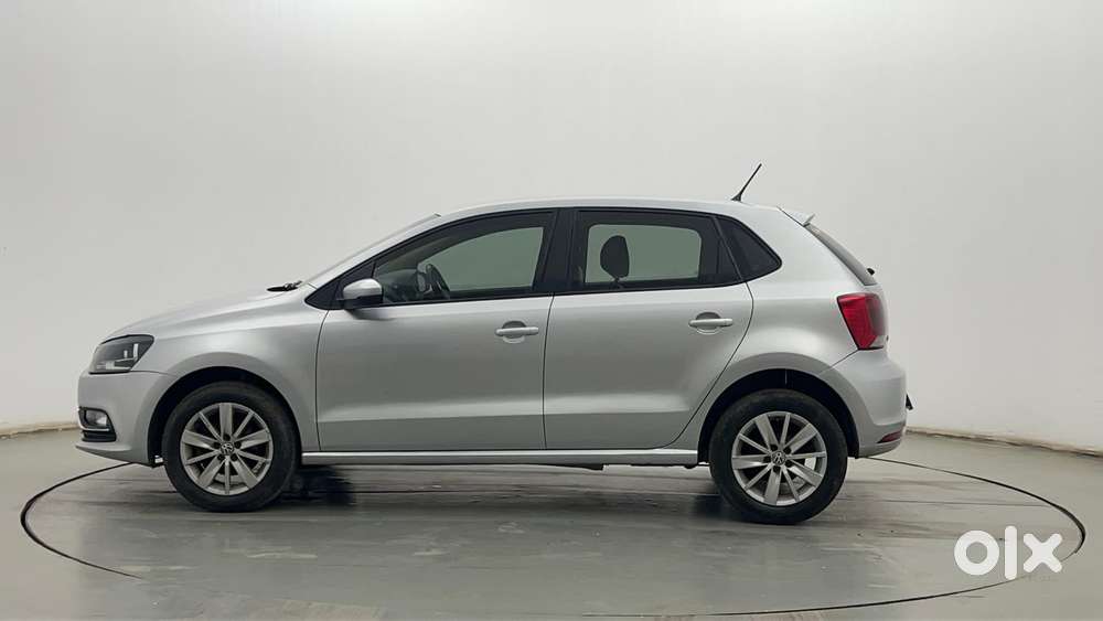 Volkswagen Polo Petrol Highline 1.2l, 2016, Petrol