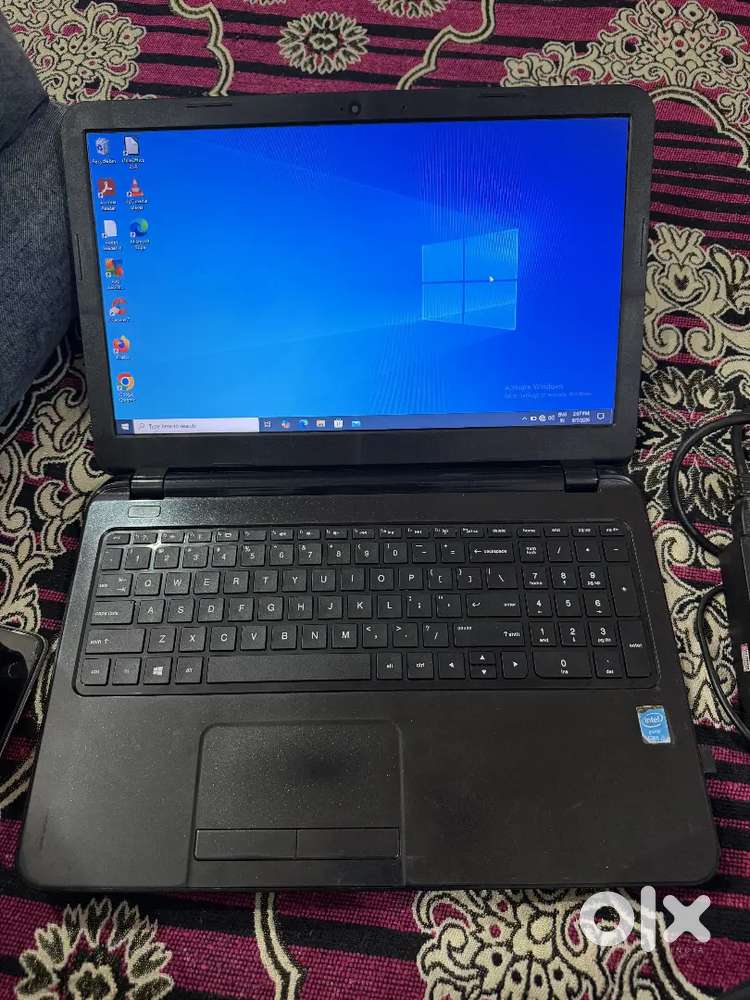 Hp 15 notebook pc RAM 4GB STORAGE 128 gb