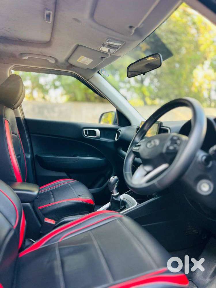 Hyundai Venue Sx Mt, 2022, Diesel