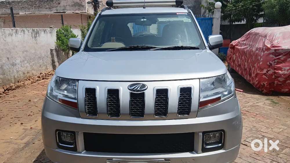Mahindra Tuv 300 2017
