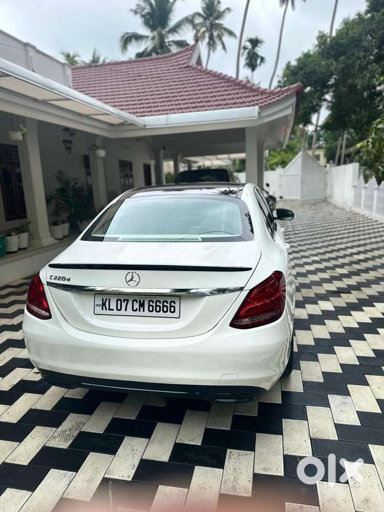 Mercedes-benz C-class 2017 /2018 Diesel 34000 Km Driven