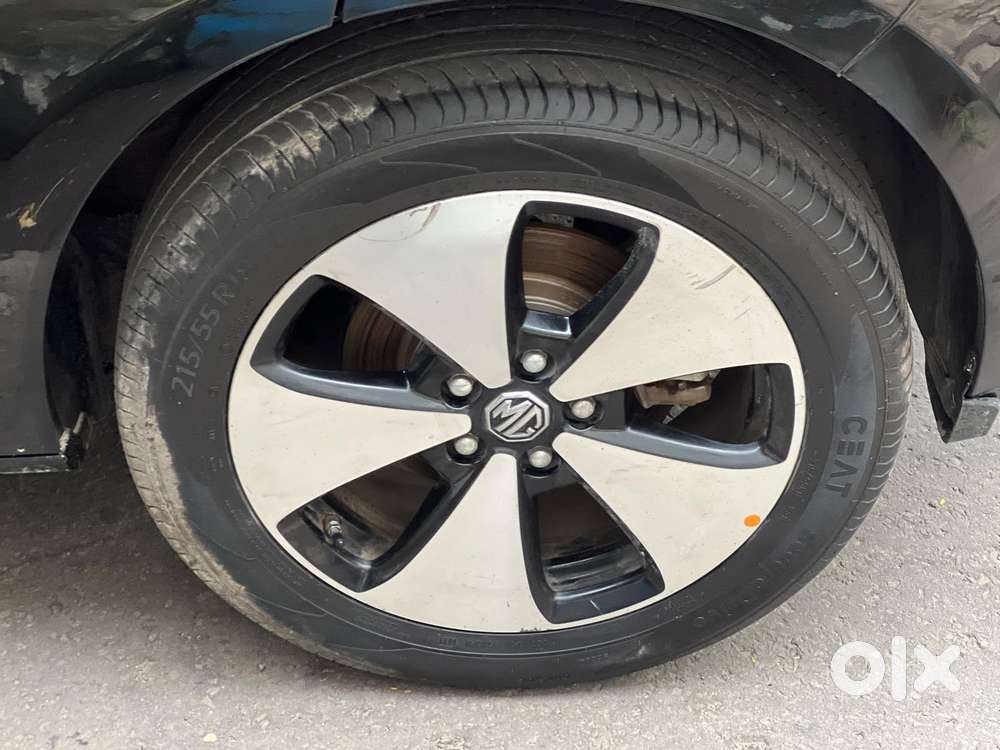 Mg Windsor Ev Essence, 2024, Electric