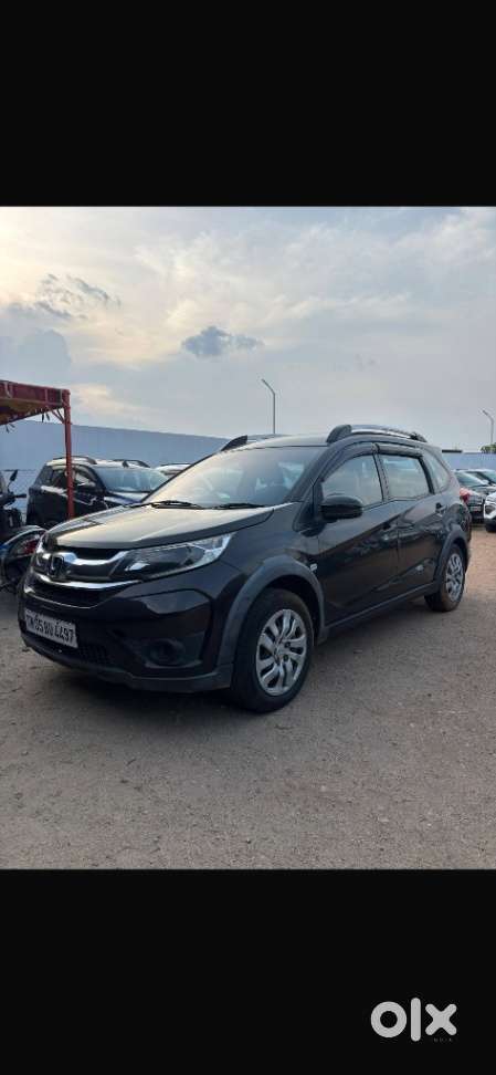 Honda Br-v 1.5 S I-vtec Mt, 2018, Cng & Hybrids