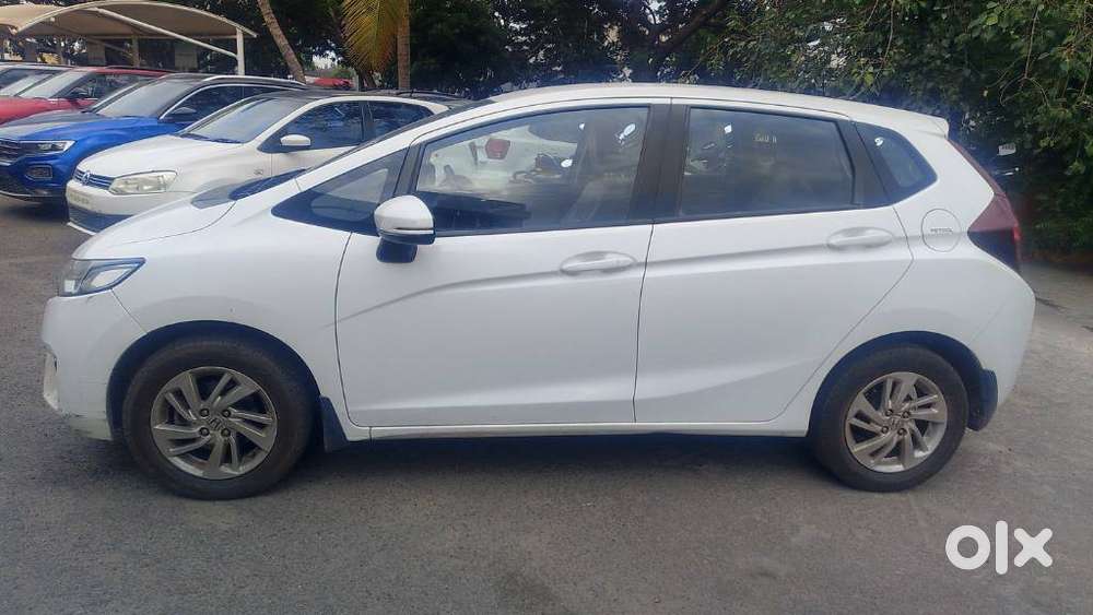 Honda Jazz V Cvt, 2017, Petrol