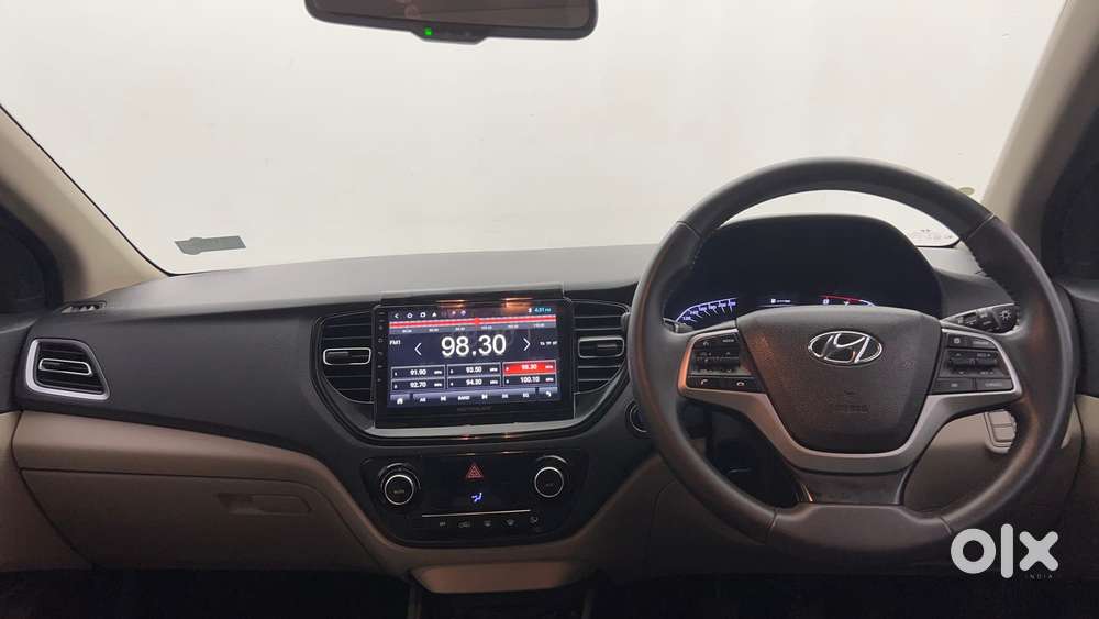 Hyundai Verna 1.5 Sx Ivt, 2022, Petrol
