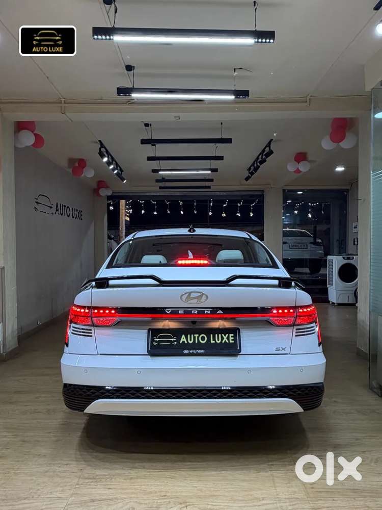 Hyundai Verna 1.5 Sx (o) Vtvt, 2025, Petrol