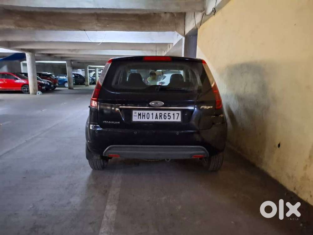 Ford Figo 2010-petrol Mt