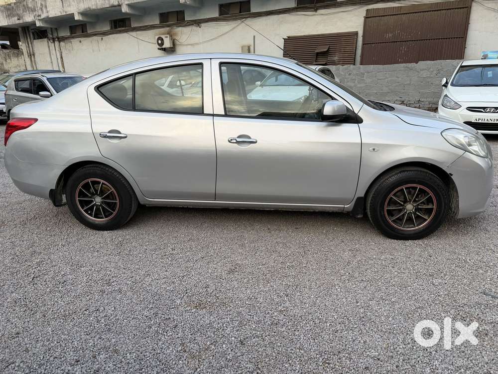 Nissan Sunny 2014-2016 Xl, 2011, Petrol
