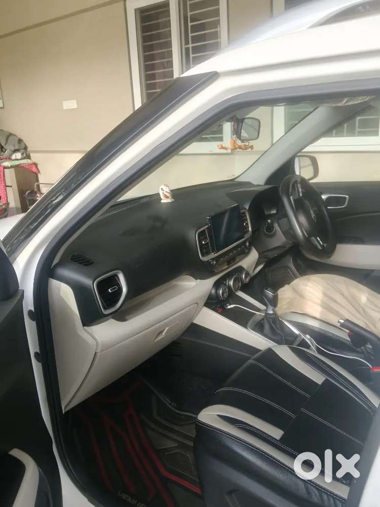 Hyundai Venue Diesel Manual 2023