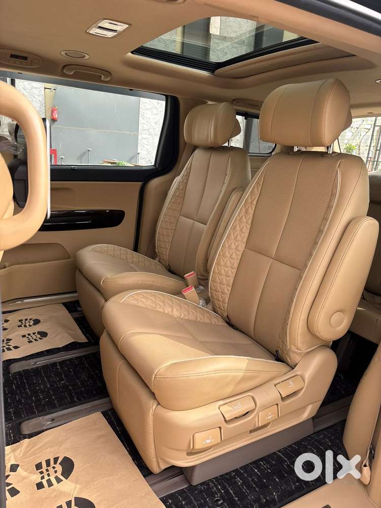Kia Carnival Limousine Plus 7 Str, 2022, Diesel