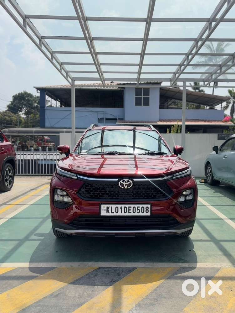 Toyota Car Petrol 2025