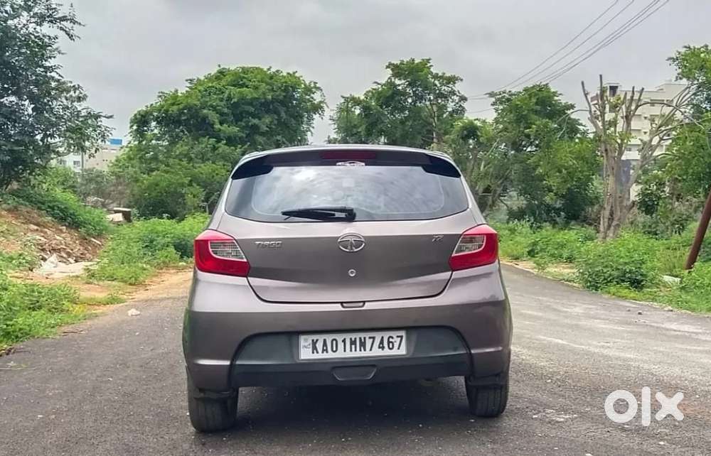 Tata Tiago Xz, 2016, Petrol