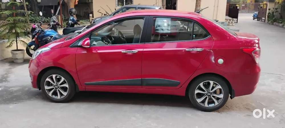 Hyundai Xcent 2015