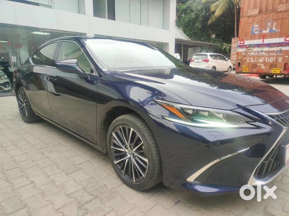Lexus Es 300h Luxury, 2024, Petrol