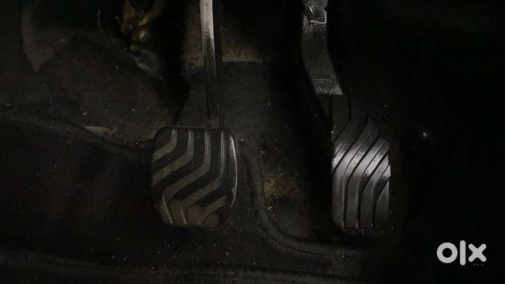 Nissan Magnite 1.0 Xv, 2022, Petrol