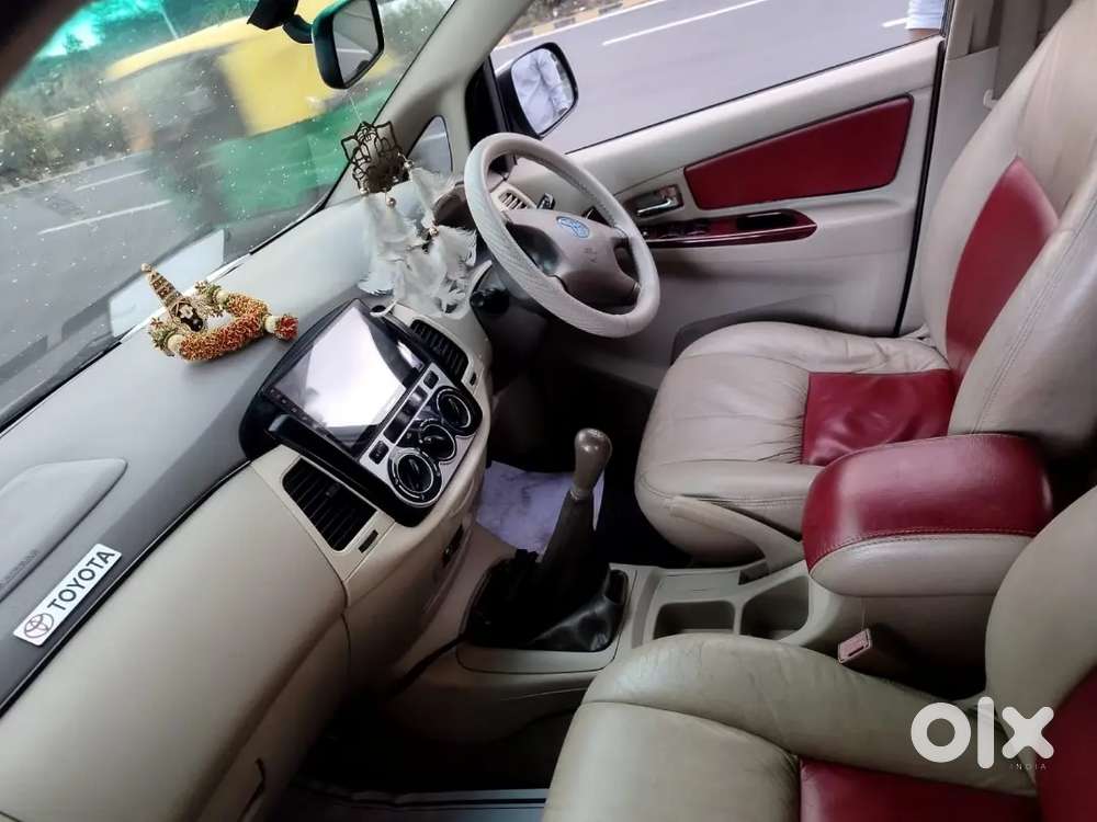 Toyota Innova 2006 Diesel 205000 Km Driven