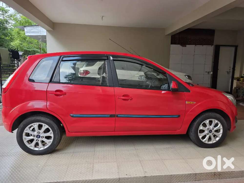 Ford Figo 2013 Petrol Top Model 35000 Km Driven