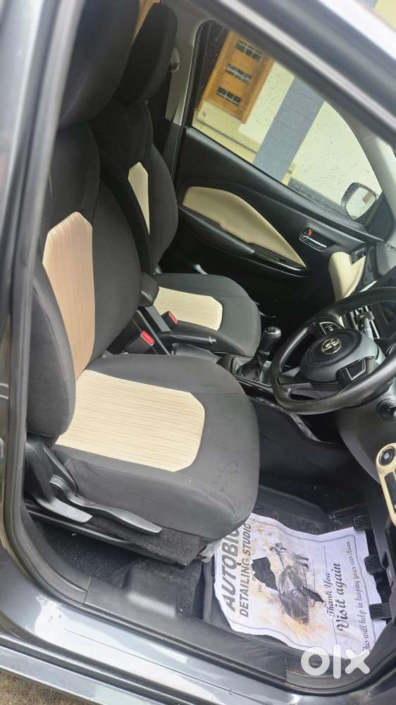 Toyota Glanza G Smart Hybrid, 2024, Petrol