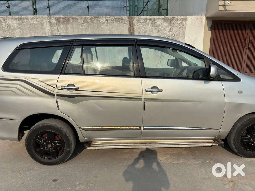 Toyota Innova 2008 Diesel Well Maintained
