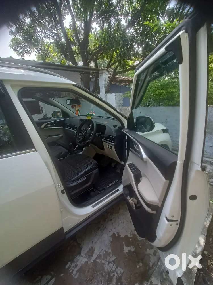 Kia Carens 2022 Petrol 21369 Km Driven