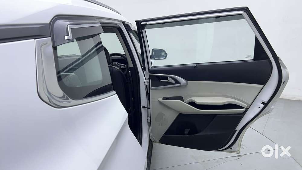 Kia Carens 1.5 Prestige Plus Diesel 7 Str Imt, 2023, Diesel