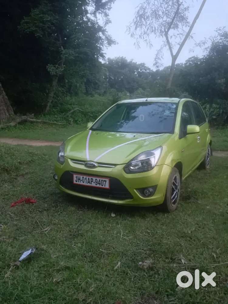 Ford Figo Petrol Titanium 2011