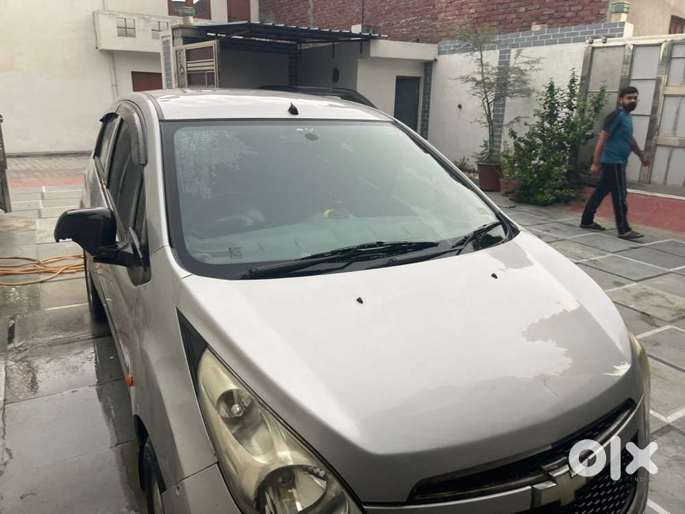 Chevrolet Beat Petrol 2012