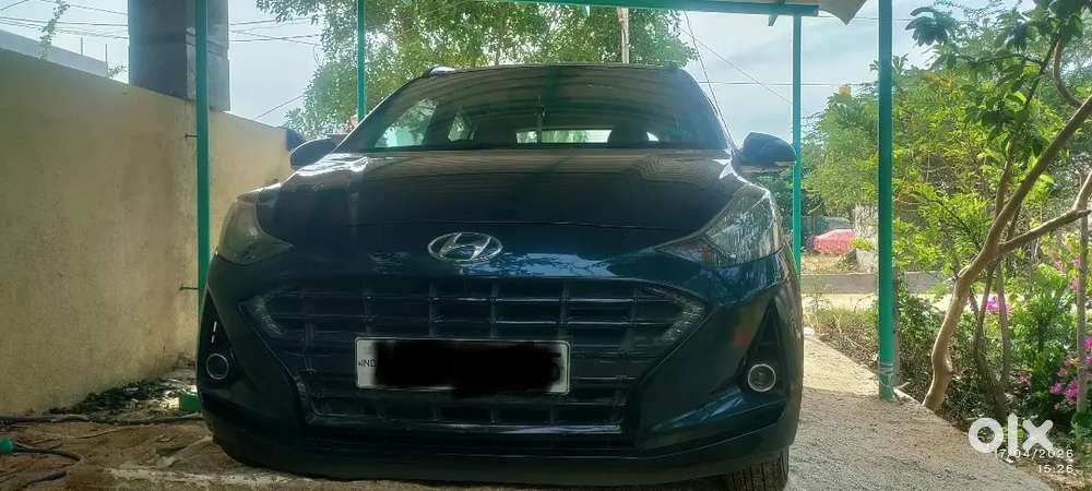 Good Condition Showroom Track