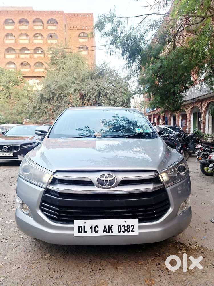 Toyota Innova Crysta