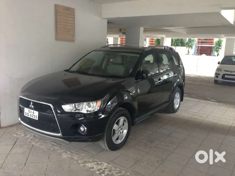For Sale: Mitsubishi Outlander Suv - Immaculate Condition, 50% Ncb!
