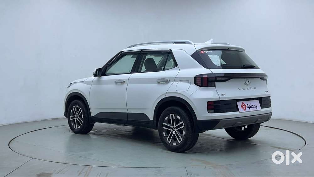 Hyundai Venue 1.0 Sx (o) Turbo Dct, 2023, Petrol