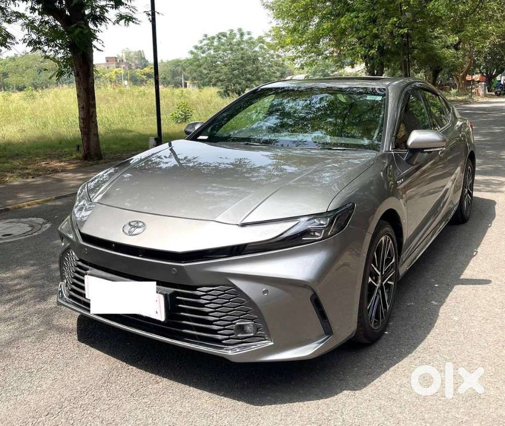 Toyota Camry 2.5 Hybrid, 2025, Petrol