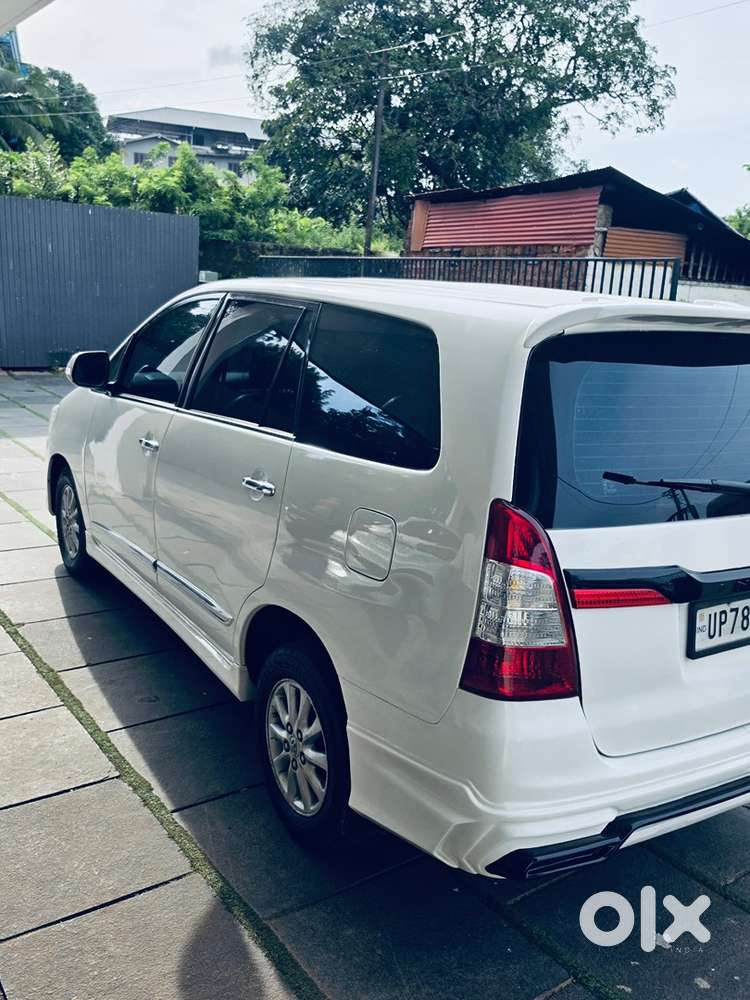Toyota Innova Diesel 2014 Km Driven