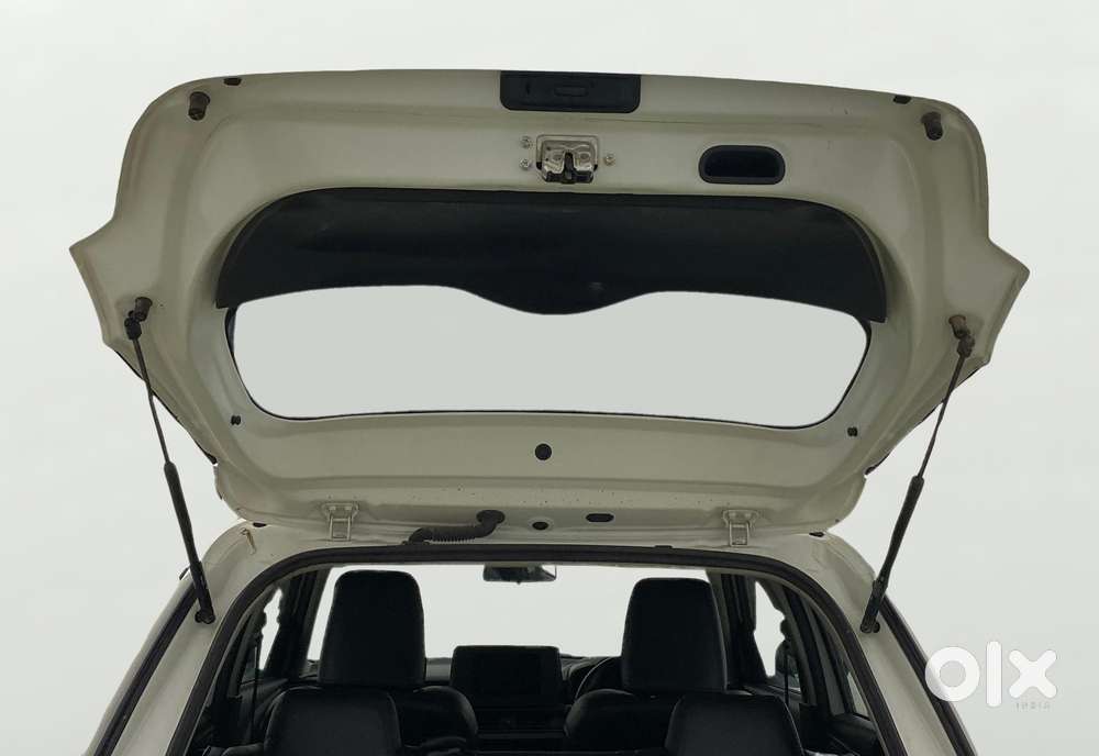 Maruti Suzuki Swift Vvt Vxi, 2025, Petrol