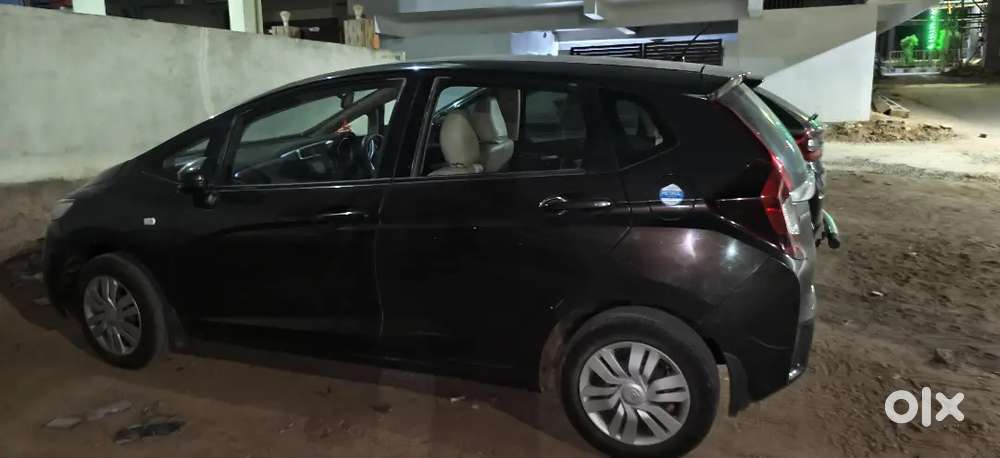 Honda Jazz 2015 Petrol 95000 Km Driven