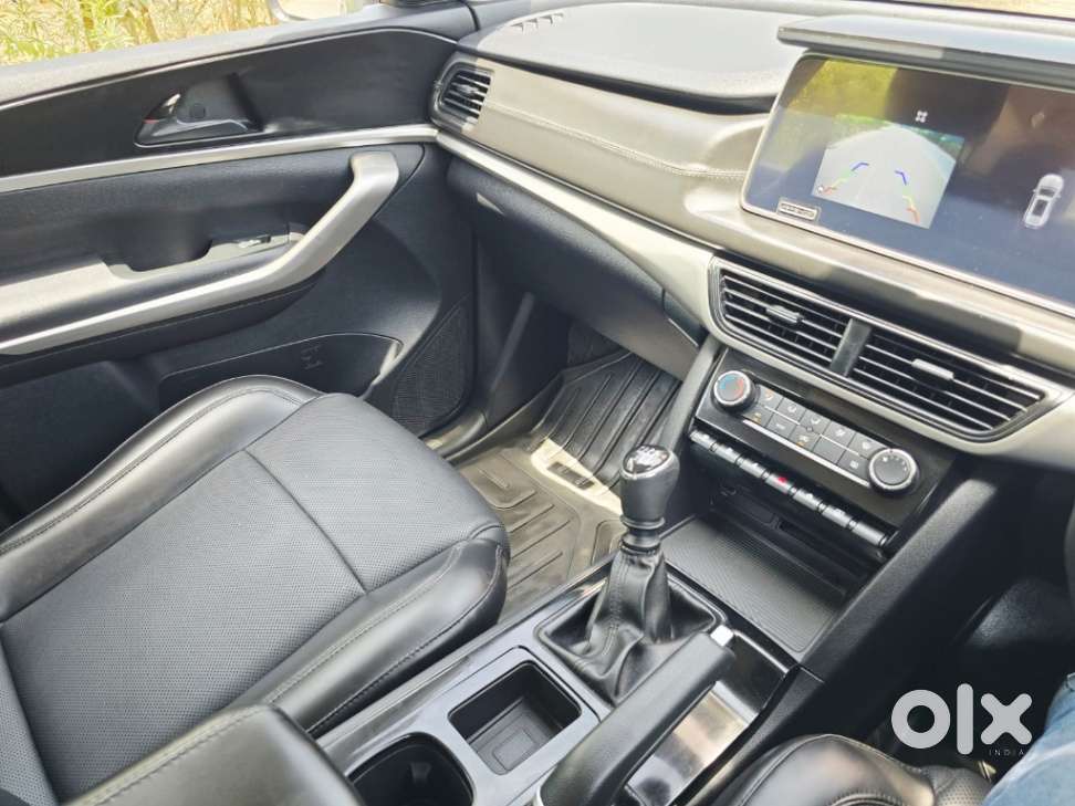 Mahindra Xuv700 2.2 Ax 3 Diesel Mt 5 Str, 2023, Diesel