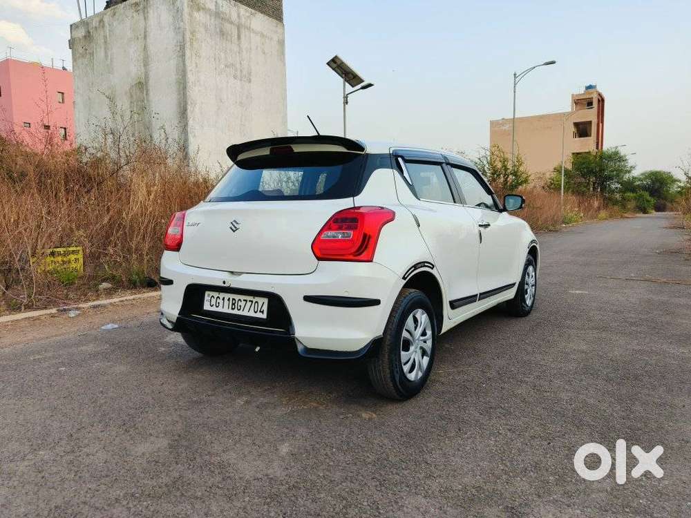 Maruti Suzuki Swift Vxi + Manual, 2023, Petrol
