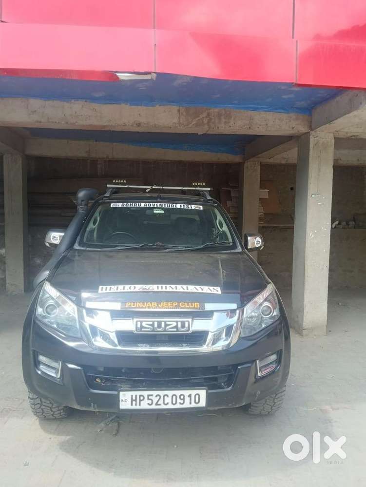 Isuzu V-cross High 2018 Diesel Mint Condition