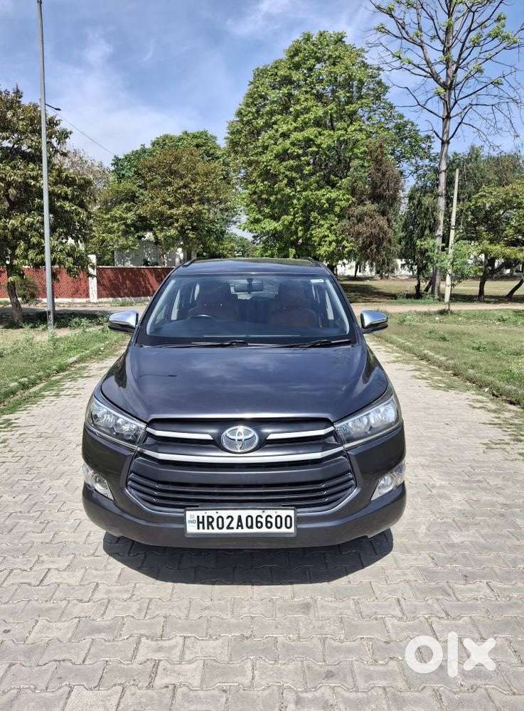 Toyota Innova Crysta [2016-2020] 2.4 Gx At 8 Str, 2018, Diesel
