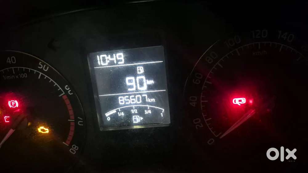 Skoda Rapid 2016 Petrol 85000 Km Driven
