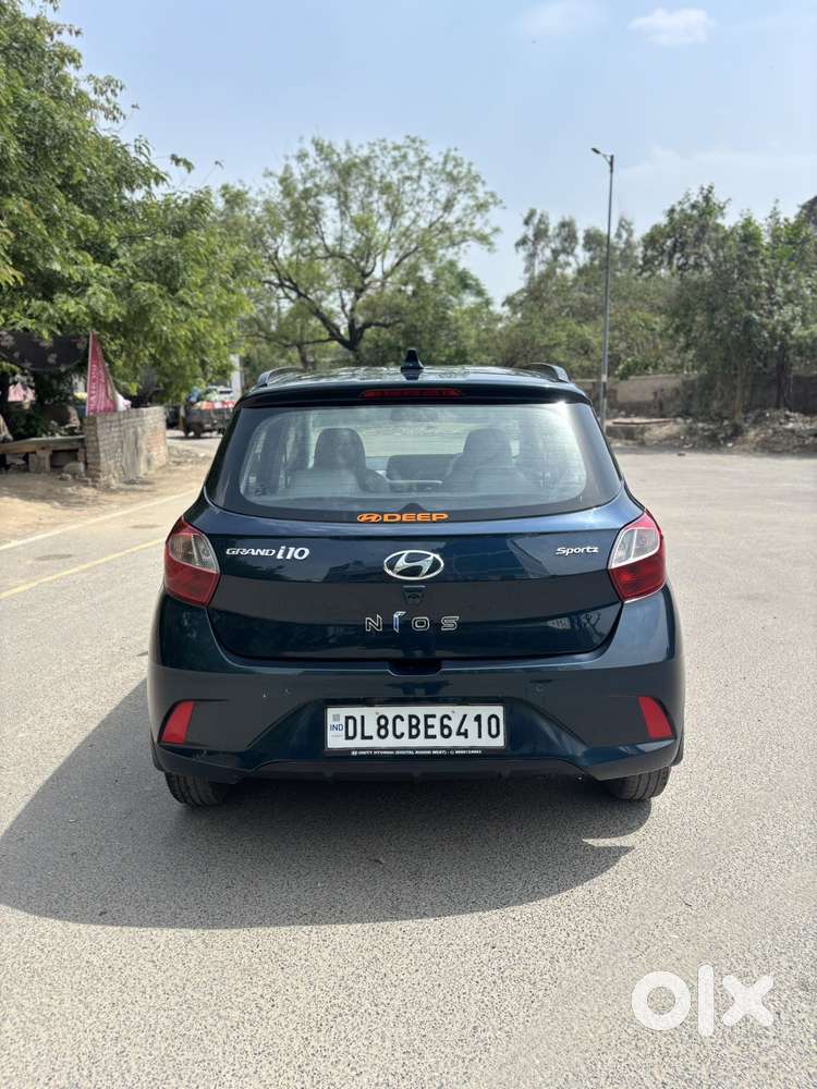 Hyundai Grand I10 Nios Sportz 1.2 At, 2023, Petrol