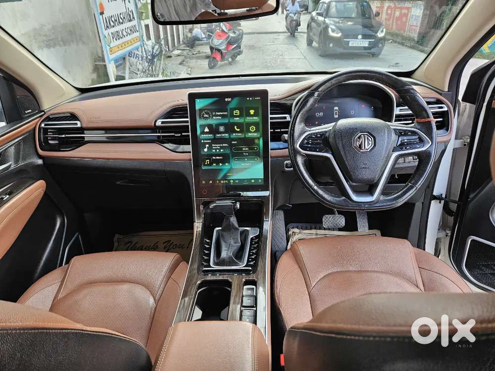 Mg Hector Plus Savvy Pro 2023