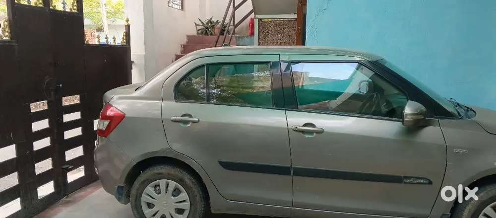 Dzire Vdi Hia 2013 _ 2014 Model Hai Average Accha Hai 22 - 24