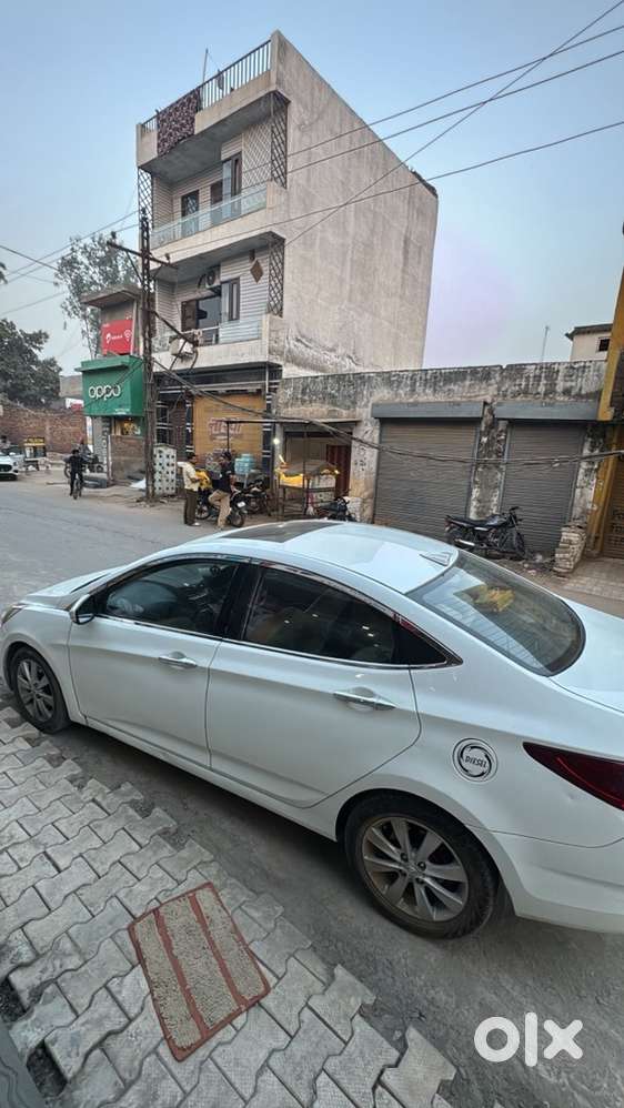 Hyundai Fluidic Verna 2012 Car
