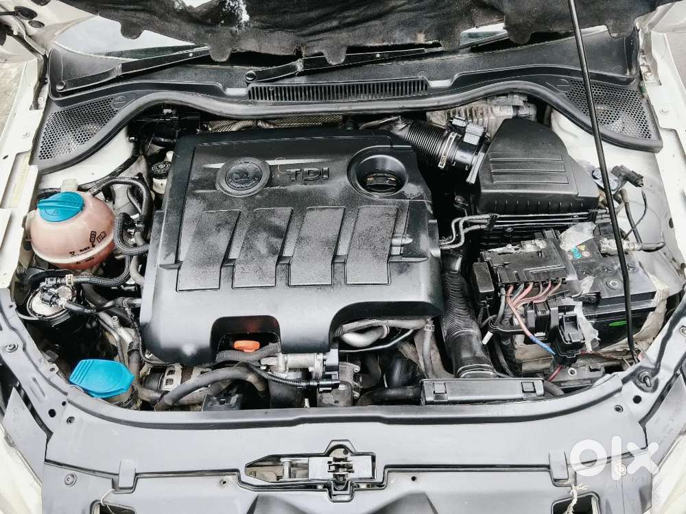 Skoda Rapid Elegance 2012
