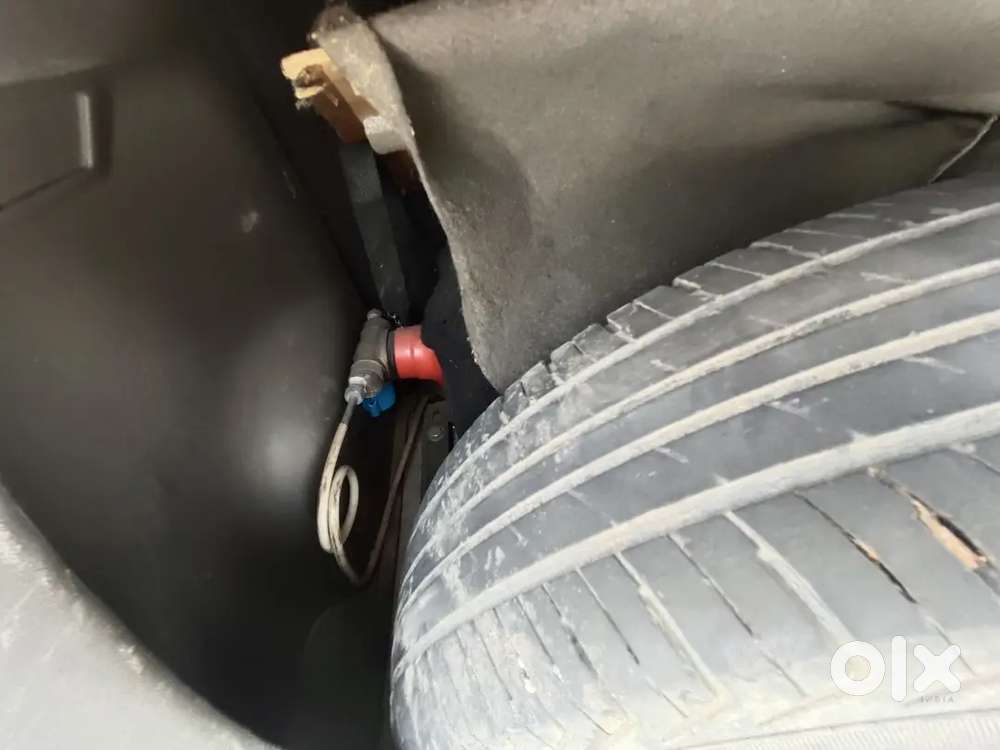 Hyundai I10 Cng With Orginal Lead Display