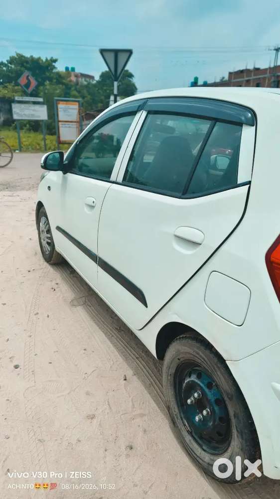 Hyundai I10 Sportz At 2011